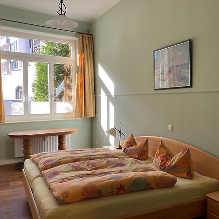 Fewo Mit 2 Schlafzimmern, Wohnkueche, Terrasse Bonn Esterno foto