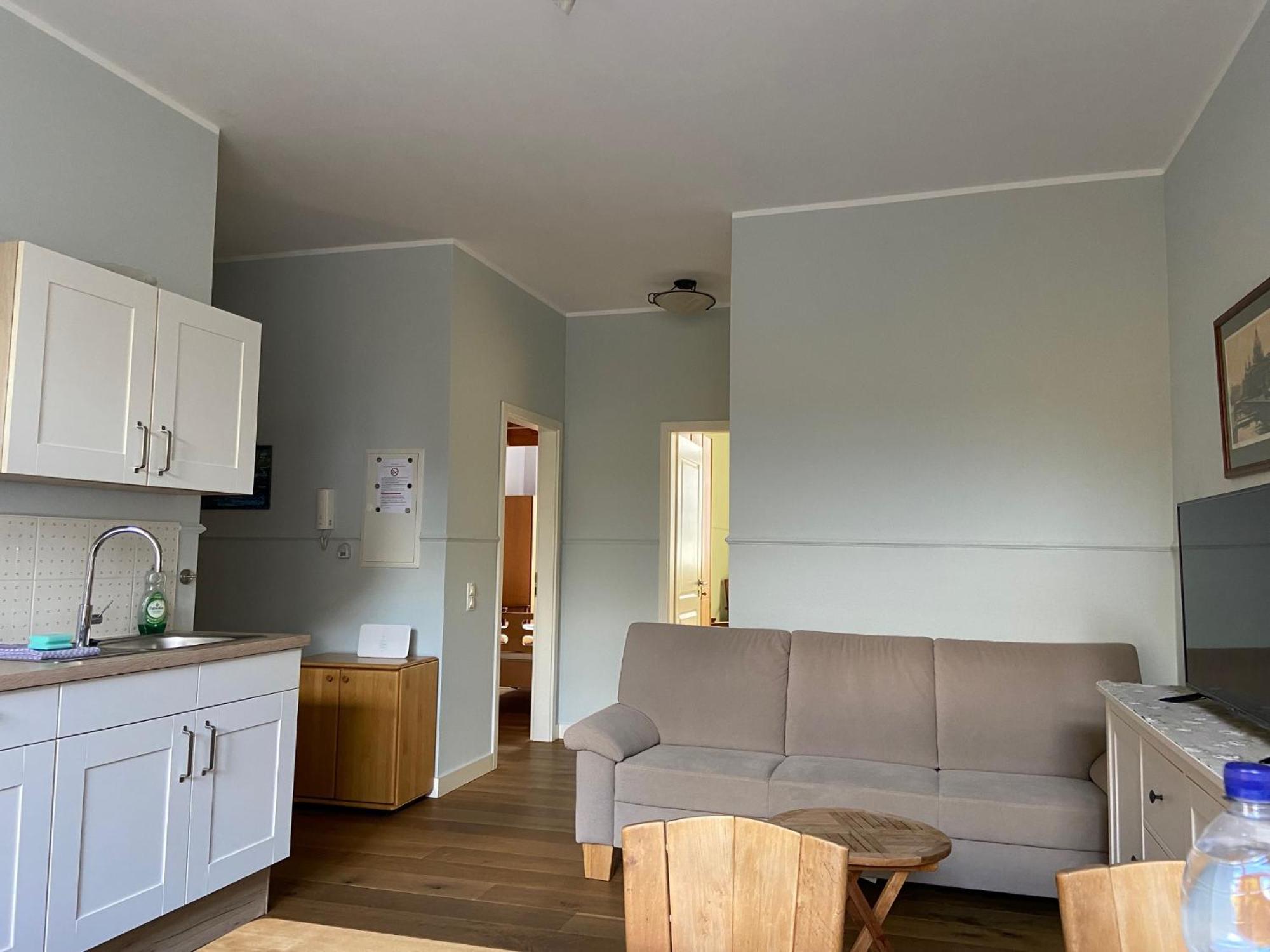 Fewo Mit 2 Schlafzimmern, Wohnkueche, Terrasse Bonn Esterno foto